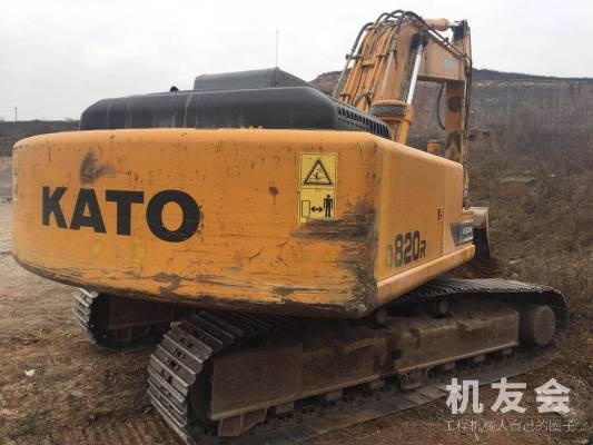 河南鄭州市65萬元出售加藤中挖HD820挖掘機