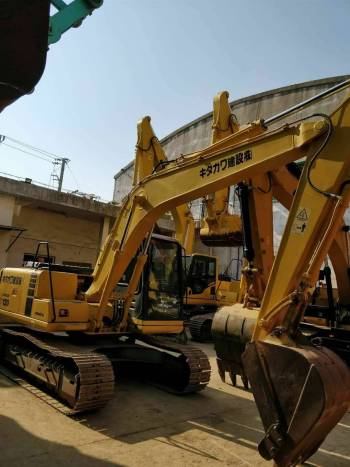 江苏苏州市27万元出售小松小挖PC120挖掘机