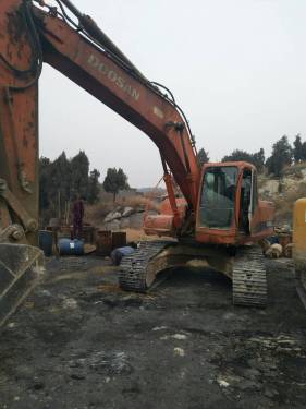 安徽宿州市14万元出售斗山中挖DH220挖掘机