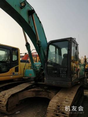 江苏苏州市45万元出售神钢中挖SK200挖掘机