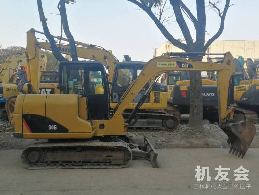 贵州黔南18.8万元出售卡特彼勒小挖306挖掘机