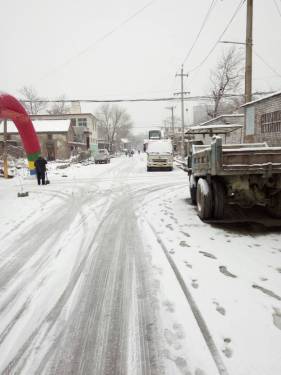 下雪了