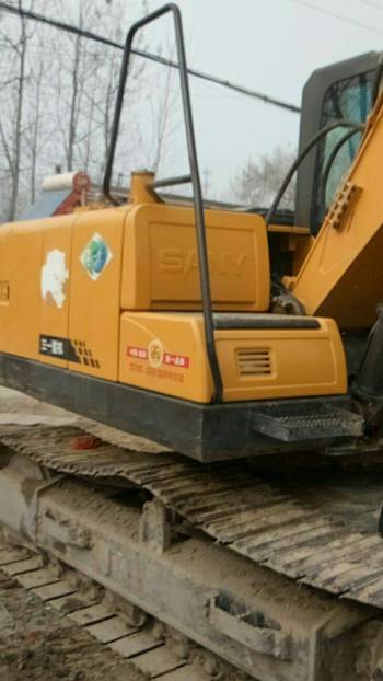 安徽淮北市出租三一重工中挖SY130挖掘机