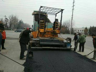 山东济南市O万元出售陕建机中型LTL60摊铺机