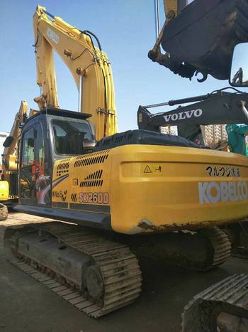 山东济宁市40万元出售神钢中挖SK260挖掘机