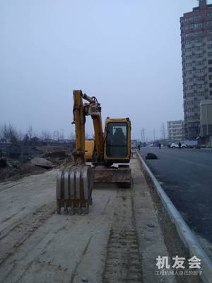 河南三门峡市出租山东临工小挖LG690挖掘机