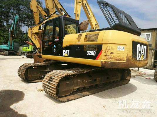 广西河池市80万元出售卡特彼勒大挖329挖掘机