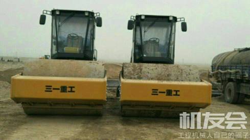 新疆和田地区出租三一重工液压式22吨SSR220-3单钢轮压路机