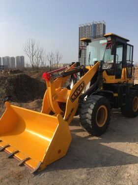河南郑州市出租鲁宇重工3吨及3吨以下932装载机