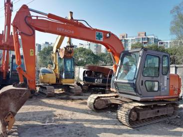 江蘇蘇州市12萬元出售日立小挖ZX70挖掘機