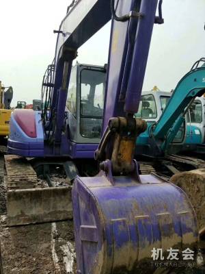 江苏苏州市8万元出售小松小挖PC70挖掘机