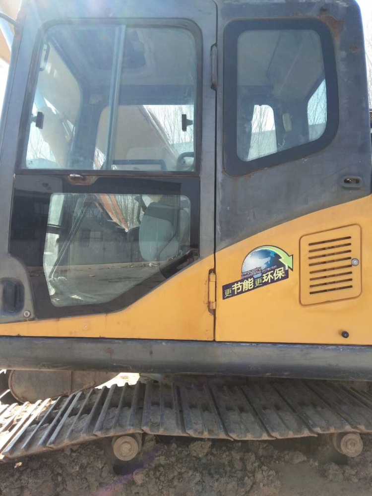 山东德州市29.5万元出售山重建机中挖JCM921C挖掘机