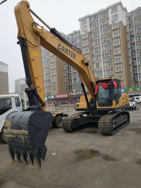 河南安阳市59万元出售卡特彼勒中挖卡特重工220-8c挖掘机