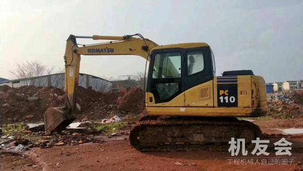 江西宜春市28.8万元出售小松小挖PC110挖掘机