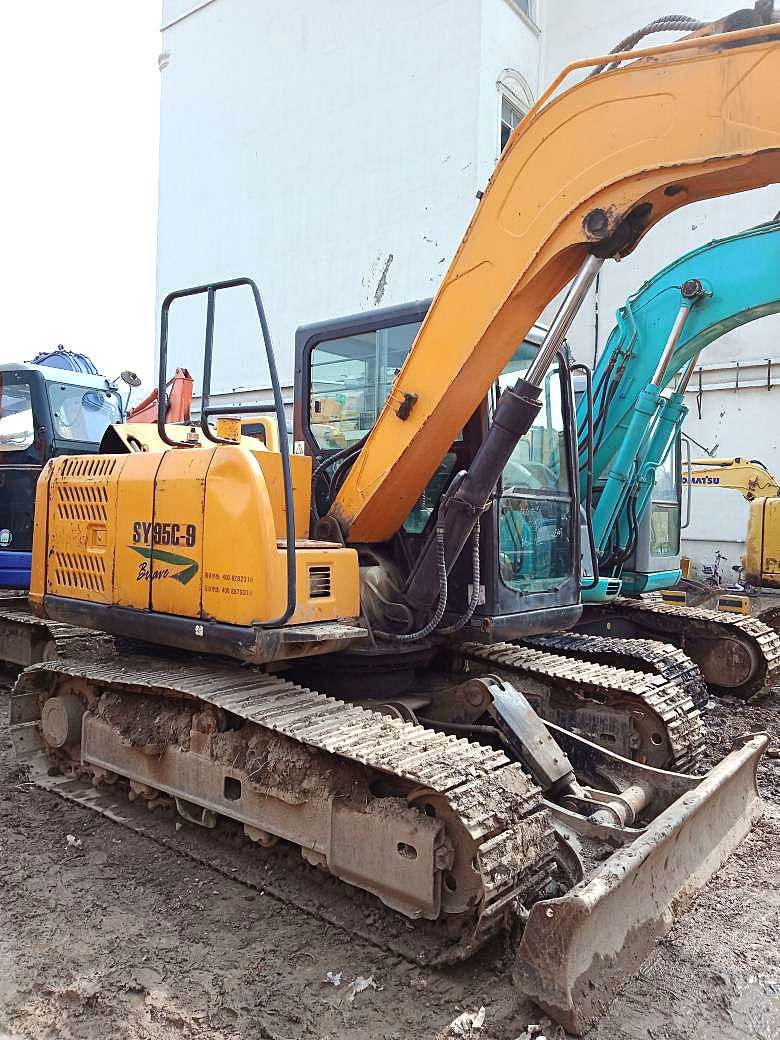 江苏苏州市15万元出售三一重工小挖SY85挖掘机