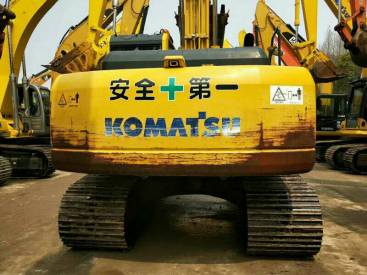 江苏苏州市66万元出售小松中挖PC200挖掘机