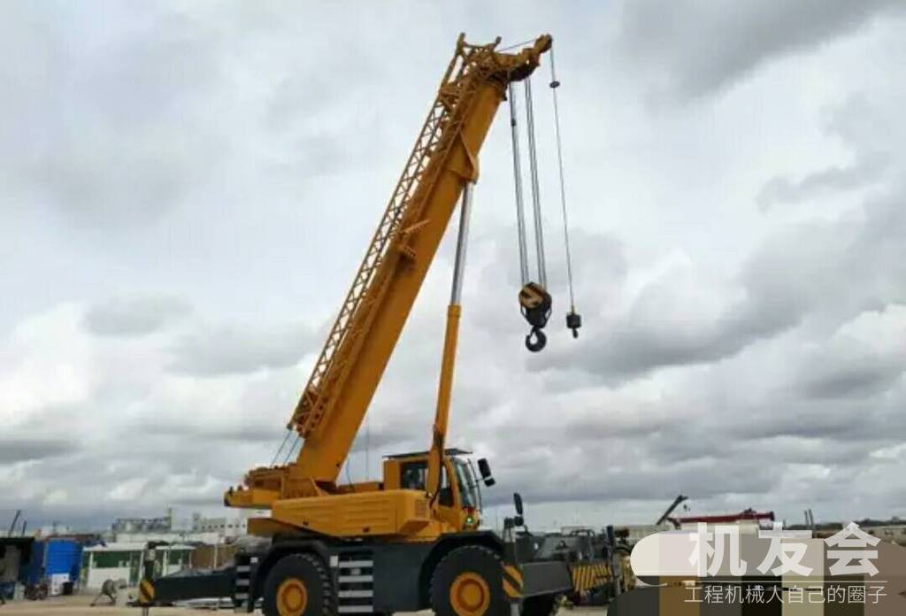 厉害！徐工高端越野轮胎吊为世界顶级啤酒品牌建造第九大生产基地