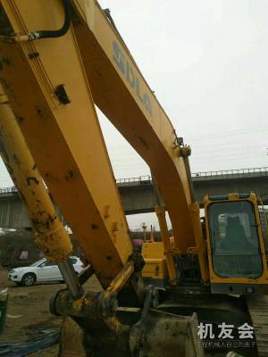 山西晉中市45.5萬元出售山東臨工中挖LG6250挖掘機
