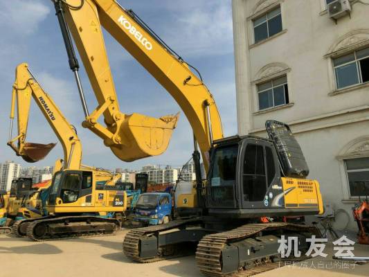 江苏苏州市67万元出售神钢大挖SK260挖掘机