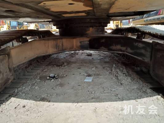 江苏苏州市42万元出售日立中挖ZX240挖掘机
