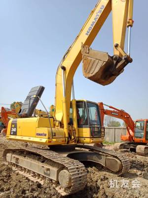 江苏苏州市35万元出售小松中挖PC240挖掘机