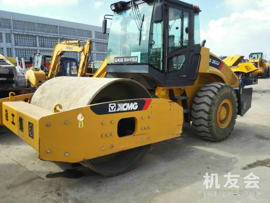 上海25萬元出售徐工機械式22噸以上XS263J單鋼輪壓路機