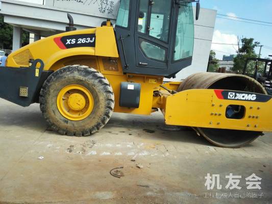 上海25万元出售徐工机械式22吨以上XS263J单钢轮压路机