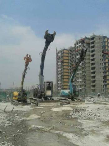北京出租三一重工特大挖SY465挖掘機