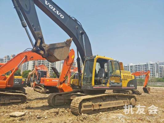 江苏苏州市35万元出售沃尔沃大挖沃尔沃290挖掘机