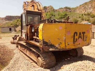 江苏苏州市12万元出售卡特彼勒中挖320挖掘机