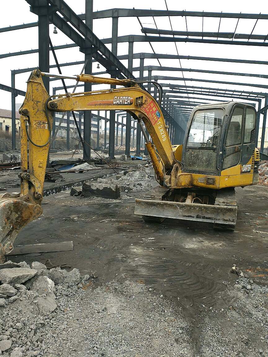 山东枣庄市7.8万元出售卡特重工小挖Ct60-7b挖掘机