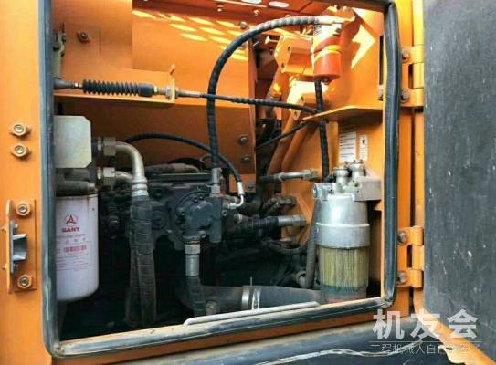 云南临沧市34万元出售三一重工小挖SY135挖掘机