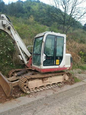 贵州贵阳市出租竹内小挖TB175挖掘机