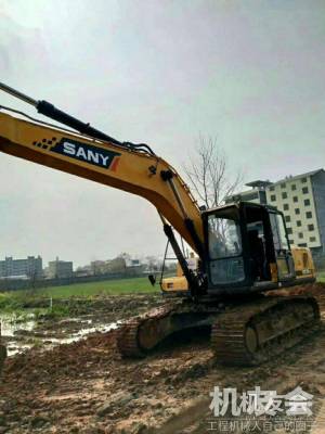河南平頂山市出租廈工中挖XG821挖掘機