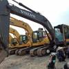 江苏苏州市23万元出售沃尔沃中挖EC200挖掘机