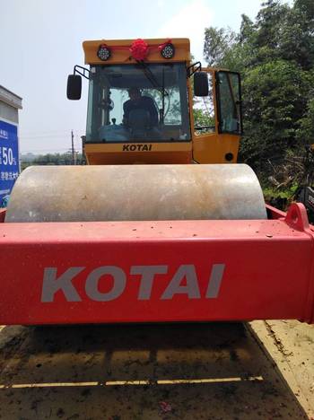 湖北武汉市出租科泰重工液压式KS265D单钢轮压路机