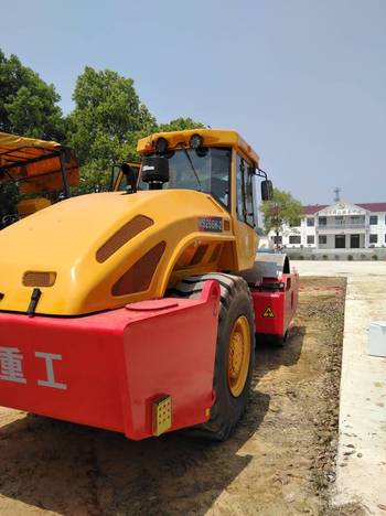 湖北武汉市出租科泰重工液压式KS265D单钢轮压路机