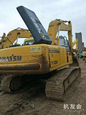 江苏苏州市18万元出售小松中挖PC220挖掘机