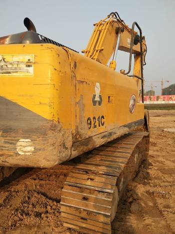 山东德州市29万元出售山重建机中挖JCM921C挖掘机
