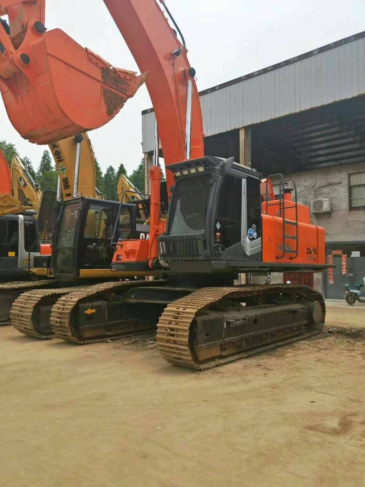 江苏苏州市150万元出售日立特大挖ZX470挖掘机