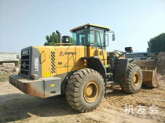 河南郑州市0万元出售山东临工5吨LG956装载机