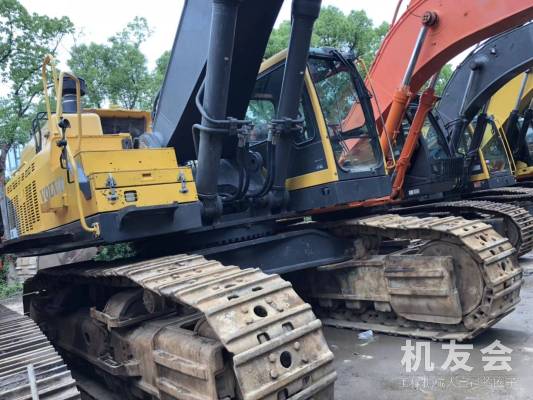 江蘇蘇州市200萬元出售沃爾沃特大挖EC700挖掘機