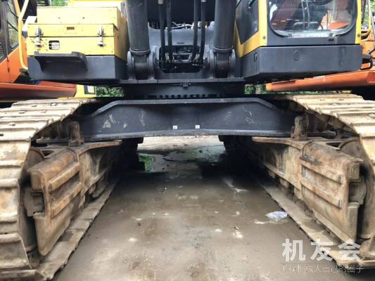 江苏苏州市200万元出售沃尔沃特大挖EC700挖掘机