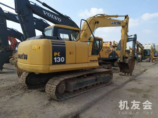 江苏苏州市22万元出售小松中挖PC130挖掘机