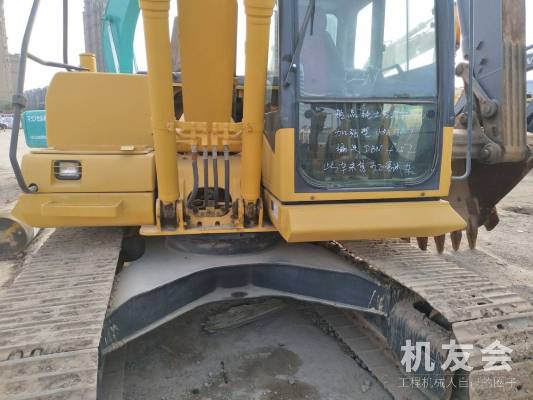 江苏苏州市22万元出售小松中挖PC130挖掘机