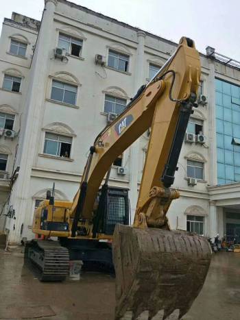 江蘇蘇州市85萬元出售卡特彼勒特大挖349挖掘機