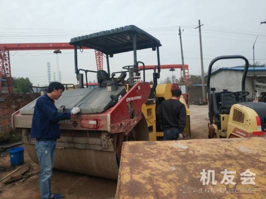 湖北武汉市出租戴纳派克液压式12吨CC624双钢轮压路机