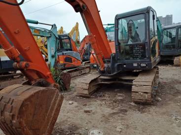 江蘇蘇州市13萬元出售鬥山小挖DH80挖掘機