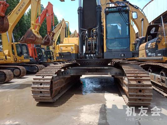江苏苏州市80万元出售沃尔沃特大挖EC460挖掘机