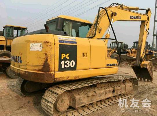 云南玉溪市28万元出售小松小挖PC130挖掘机